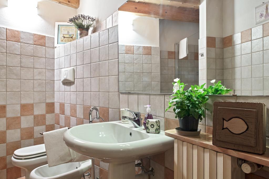 B&B Borgo Re Teodorico เวโรนา ภายนอก รูปภาพ