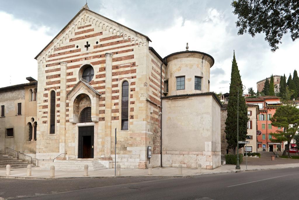B&B Borgo Re Teodorico เวโรนา ภายนอก รูปภาพ