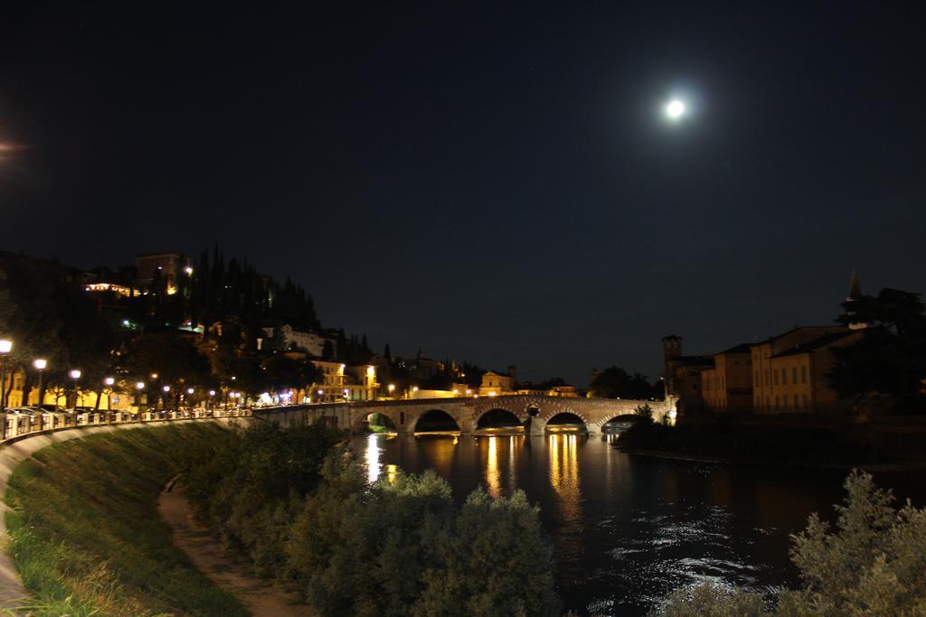 B&B Borgo Re Teodorico เวโรนา ภายนอก รูปภาพ
