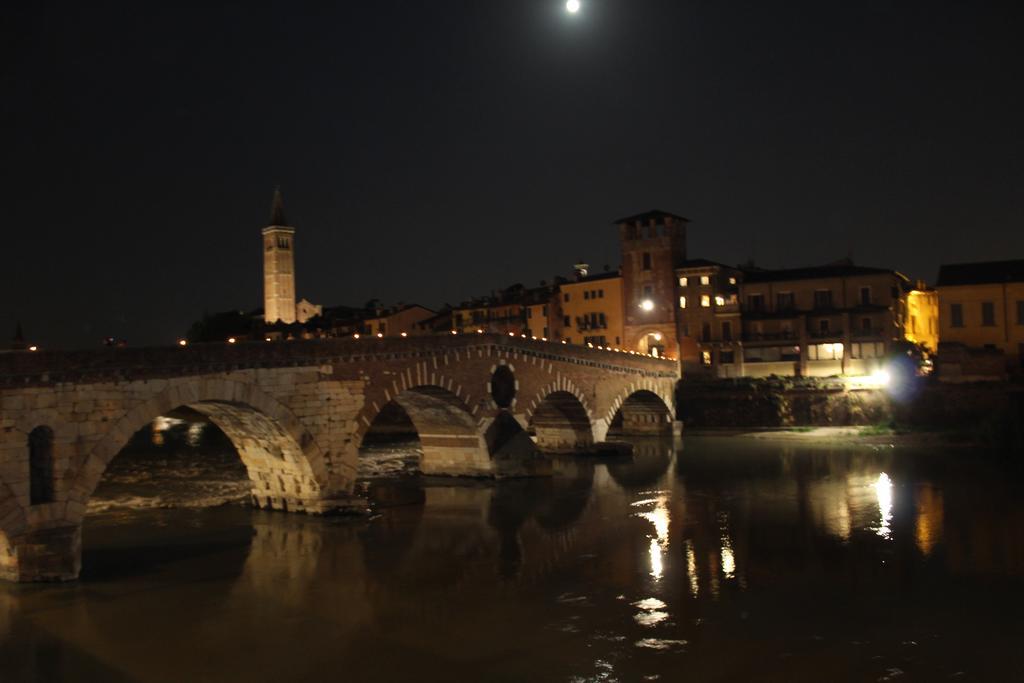 B&B Borgo Re Teodorico เวโรนา ภายนอก รูปภาพ