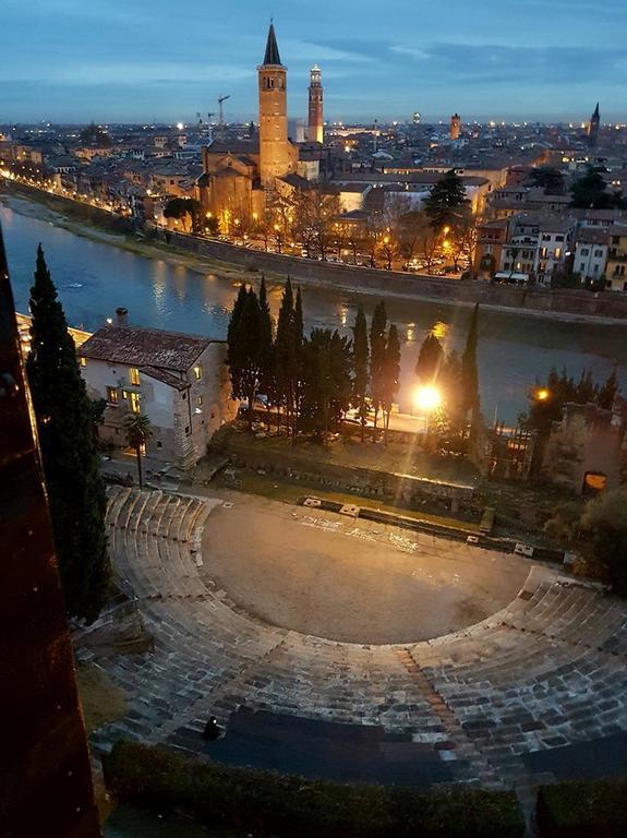 B&B Borgo Re Teodorico เวโรนา ภายนอก รูปภาพ